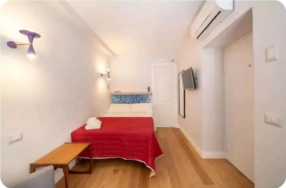 Galluppi Studio Flat By Houseinnaples Italy
